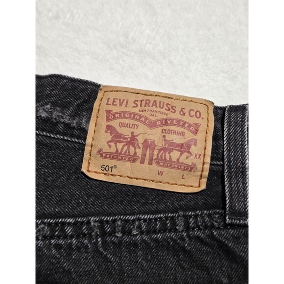 Levis Premium 501 Original Fit Jeans Womens 26x29 Black Button Fly Distressed - Picture 3 of 13